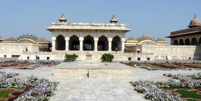 Agra fort - khas mahal with angoori bagh