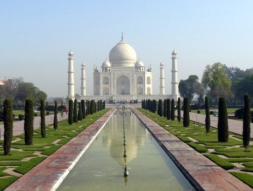 taj garden main canal